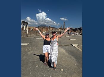 Roomgo UK - Sarah and Bex - 33 - Rochdale