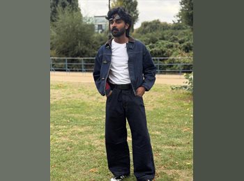 Roomgo UK - Aaron - 25 - London