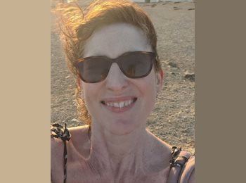 Roomgo UK - Angela - 51 - Manchester