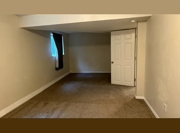 Roomgo US - Large basement room for rent 80013, Hampden - $850 pm