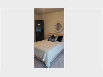 Roomgo US - Room 4 rent in new Oakwood Georgia townhouses, Buford - $900 pm