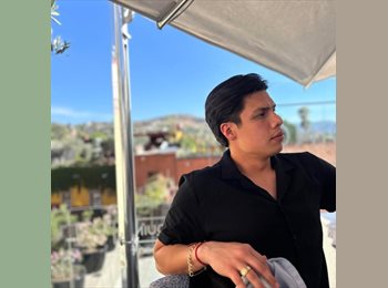 Roomgo US - Alfredo - 26 - Los Angeles