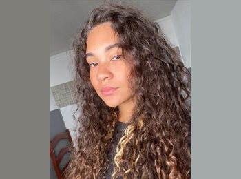 Roomgo US - Debora - 23 - NYC