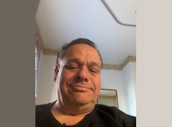 Roomgo US - Frank Vella  - 62 - Roosevelt