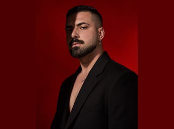 Roomgo US - John - 32 - West Palm Beach