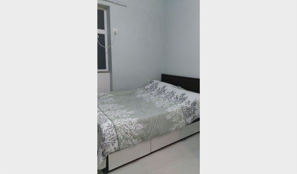 Room for rent in Man Wui Street, Jordan Studio flat next to Kowloon