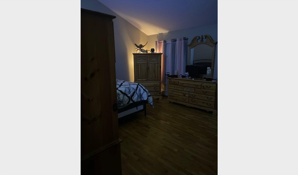 Room for rent in Woodbine Dr, Mahopac One bedroom with one bath