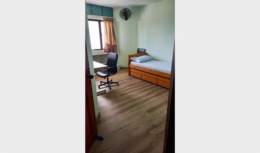 Room for rent in Jurong East St 13, Jurong East Jurong east st13