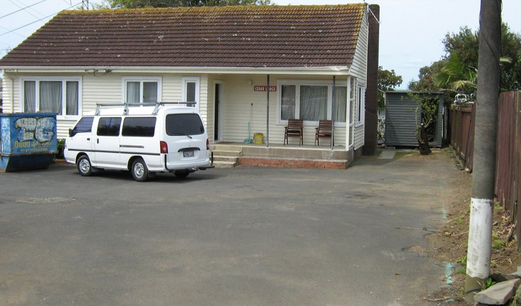 Room to rent in Mount Wellington Highway, Mount Wellington Cedar Lodge