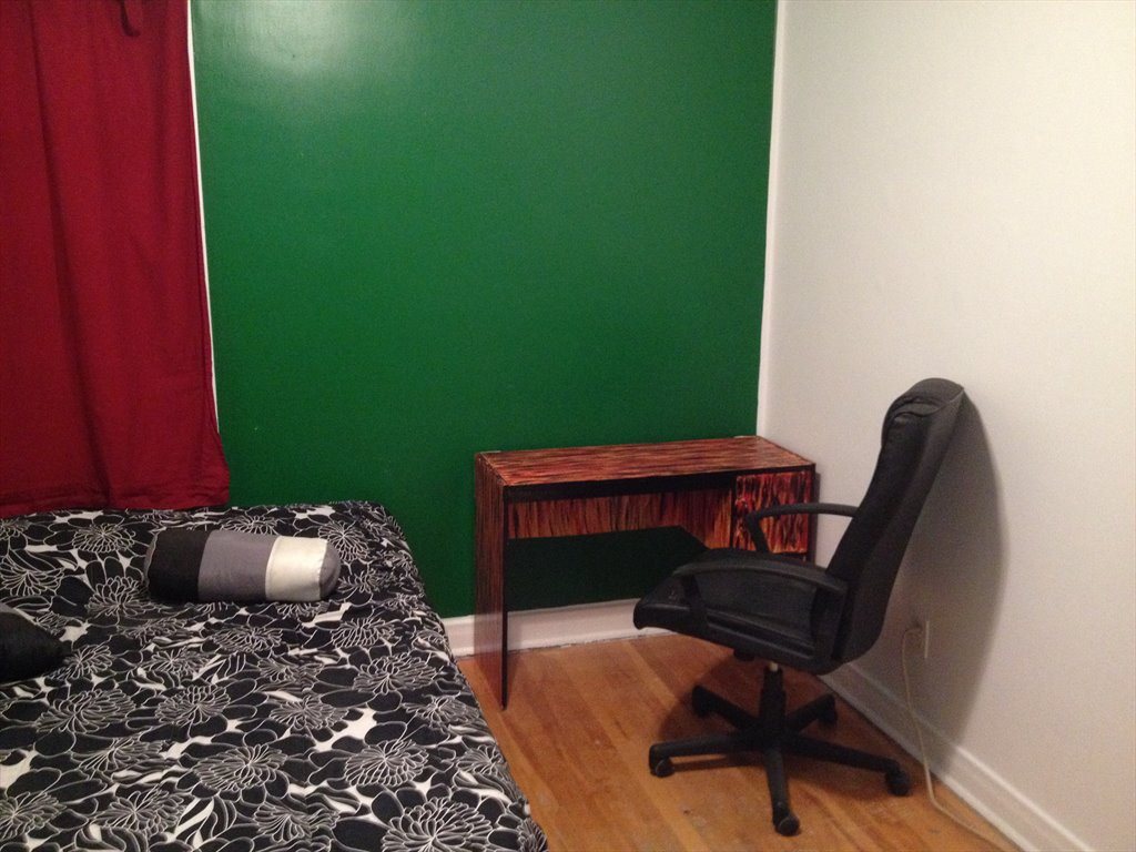 Room for rent in JeanTalon, Rosemont La PetitePatrie Belle
