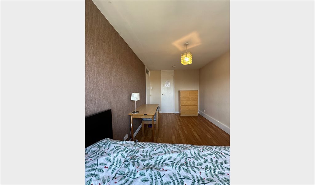 Room to rent in Blanchard Close, Bromley BRIGHT AND AFFORDABLE DOUBLE